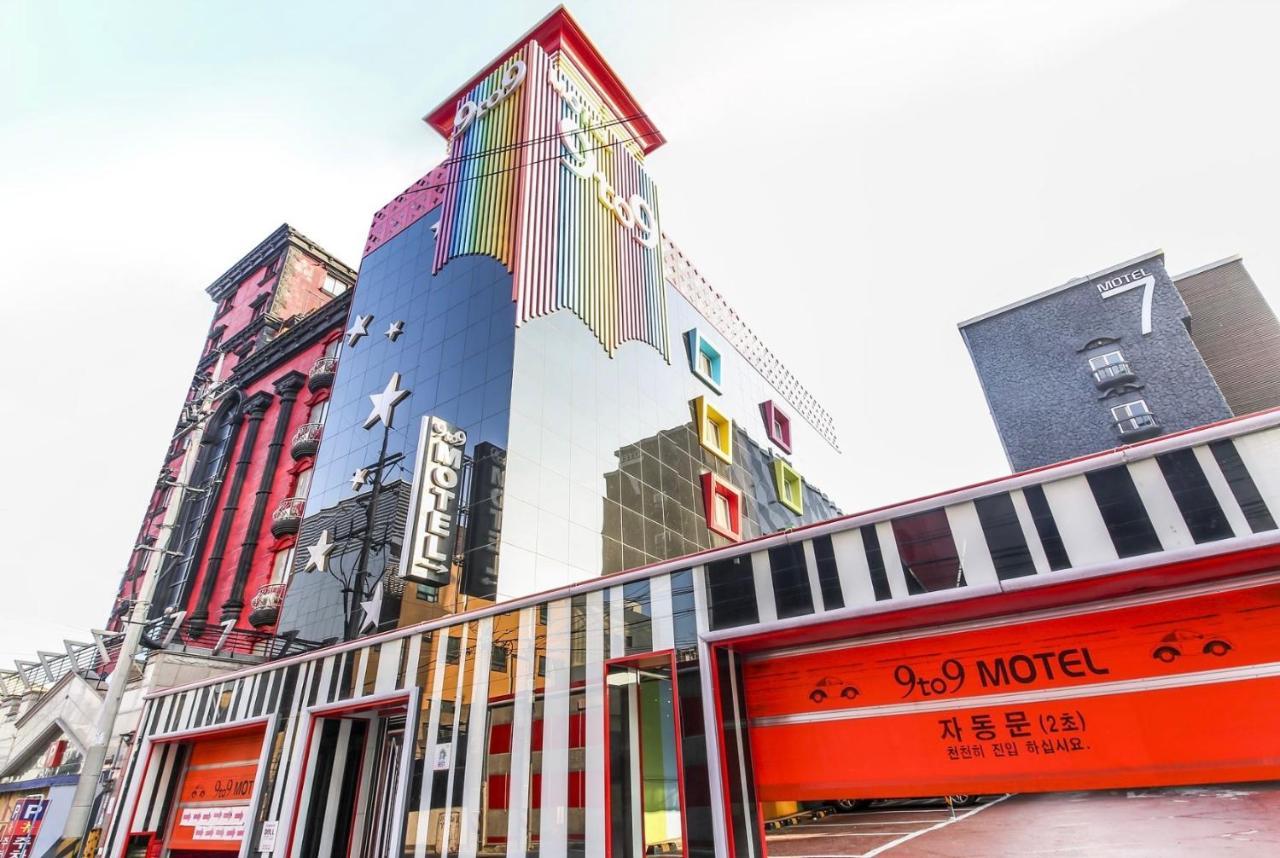 9 To 9 Motel Gimhae Экстерьер фото